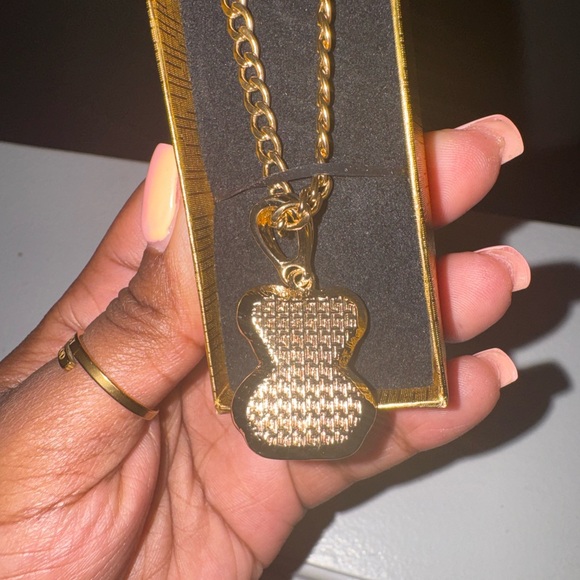 Teddy Bear Pendant Necklace - Picture 5 of 6